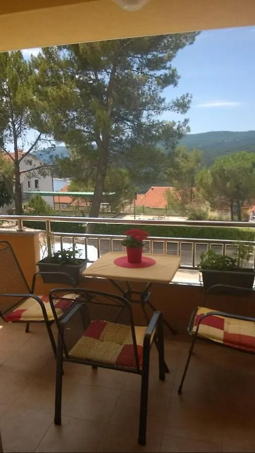 Apartments Ezgeta Rabac 0*,