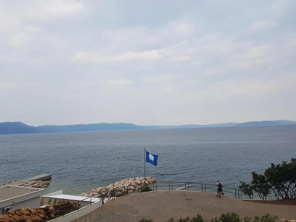 Apartments Ezgeta Rabac 0*,  Croacia